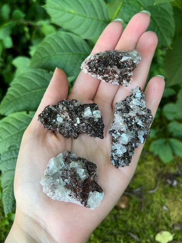 Dravite Tourmaline with Magnesite Clusters