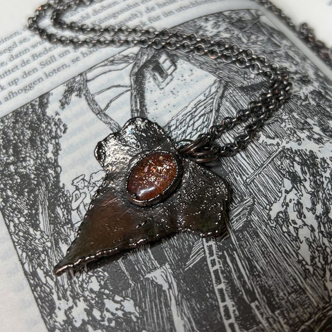 Forager’s Amulet: Sunstone