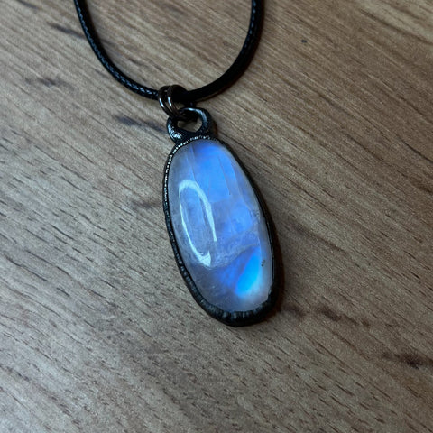 Rainbow Moonstone Pendant