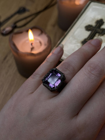 Size 7 Amethyst Ring