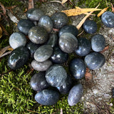Kyanite in Feldspar Pebbles