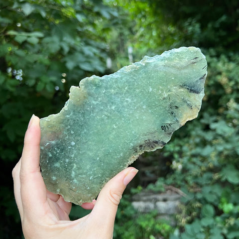Epidote in Prehnite Slice