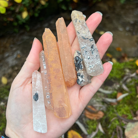 Unique Quartz Crystal Set