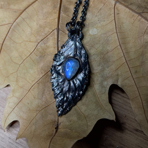 Moonstone Leaf