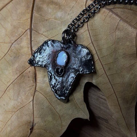 Opal Leaf