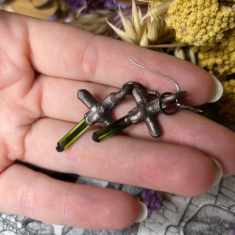 3.5cm Green Tourmaline Sword Earrings