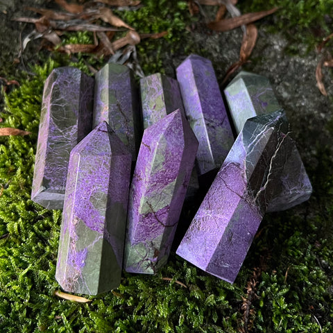 Stichtite with Serpentine Points