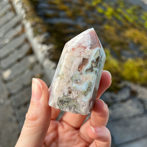 Flower Agate Point